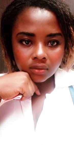 une femme serieuse sympas honnecte celibataire attentionne heureuse