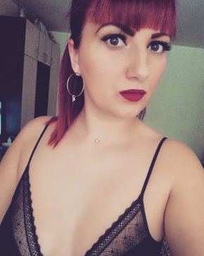 je recherche un homme de valeur qui sait prendre soin d'une femme 