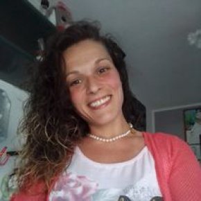 Je suis une femme sérieuse et véridique attentionnée gentille sympa cool ouverte a toutes discutions