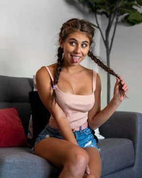 je suis disponible pour des rencontre coquine 