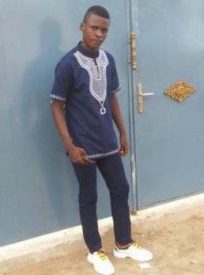 je cherche, une relations serieusse, quelque soit, son pays d'origine