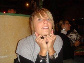 Moi je recherche tout d'abord a entamer une relation amicale je veux dire par la que je veux mieux c