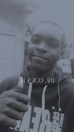 Cherche Une fille sympa avec beaucoup de charme