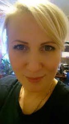 Moi je suis une femme je suis nouvelle sur cet site et j'aimerais me fait des mais 