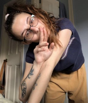 I am available and I offer fun time vouchers without taboos, I move and I receive, do not hesitate t
