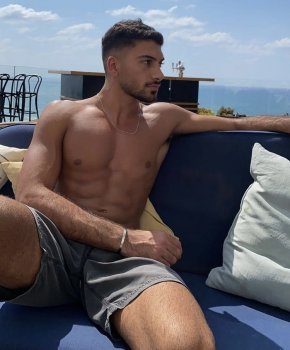 Antony 26 ans Israël cherche relation sérieuse 