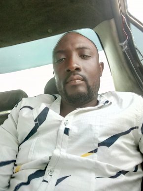 Recherche relation sérieuse pourant aboutir au mariage. Pas sérieuse s'abstenir s'il vous plaît.