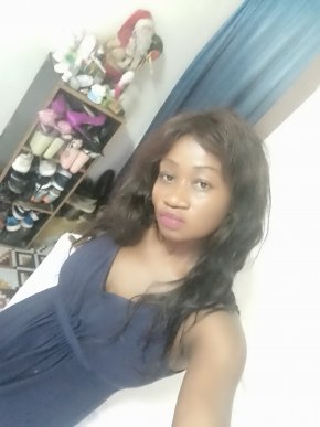 Femme Africaine cherche homme sérieux  pour une relation sérieuse