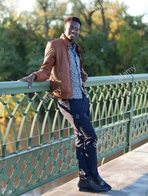 recherche une femme mature et agee pour relation