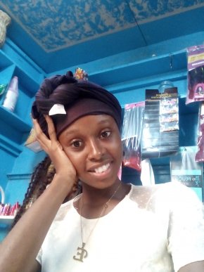 Jeune entrepreneur celibataire cherche homme serieux et travailleur