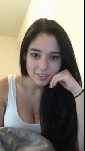 je cherche une relation sérieux basée sur la confiance charmant intelligent respectueux