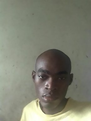 Je suis gentil calme je recherche de nouvelles connaissances et aussi mon âme sœur