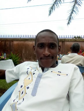 Je cherche une femme sérieuse,simple ,affectueuse et calme,pour relation durable