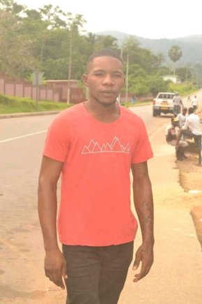 je remet cela entre les main DIEU car l'homme qui trouve une femme trouve le bonheur 