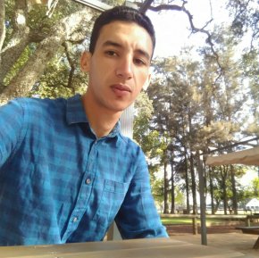 je suis un homme et je cherche une relation séreux 