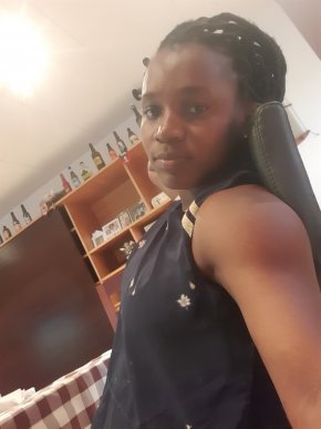 Cherche homme réservé et passionné pour le meilleur et pour batir ensemble.