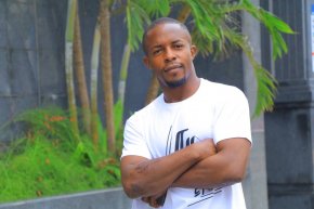 Jeune homme gabonais recherche une relation sérieuse pouvant aboutir au mariage 