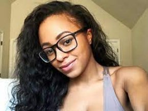 je recherche une relation sérieuse basse sur la confiance et le respecte