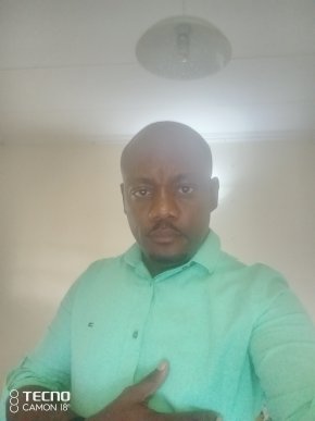 Recherche relation sérieuse 23 a 30ans ayant une bonne moralité conprehensive , 